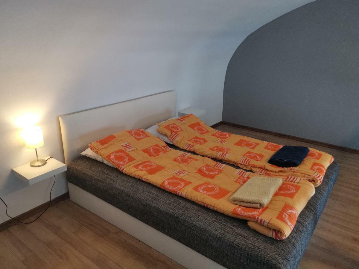 Mickey'S Chain Bridge Apartments Budapest Extérieur photo