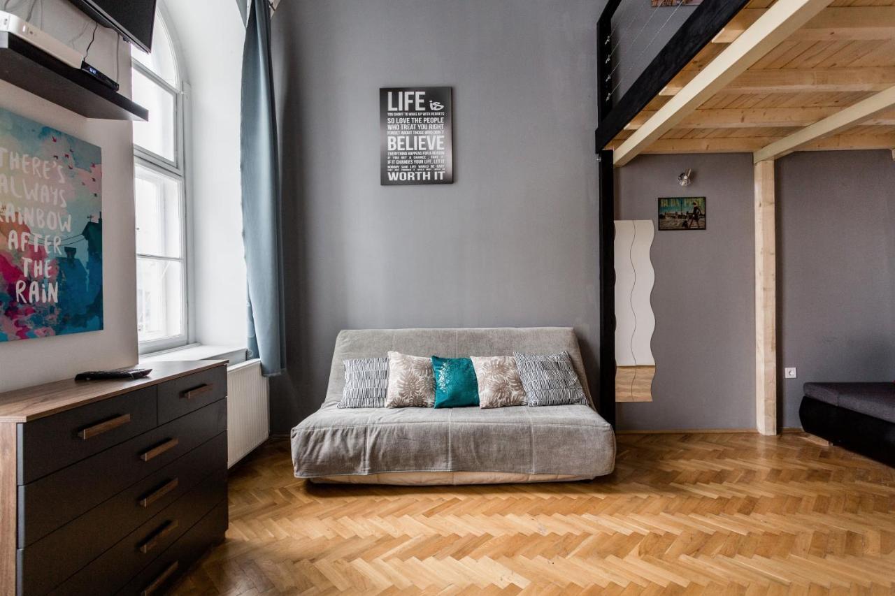Mickey'S Chain Bridge Apartments Budapest Extérieur photo